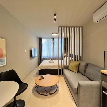Aura Suite V6 By Halu! เทสซาโลนิกิ ภายนอก รูปภาพ