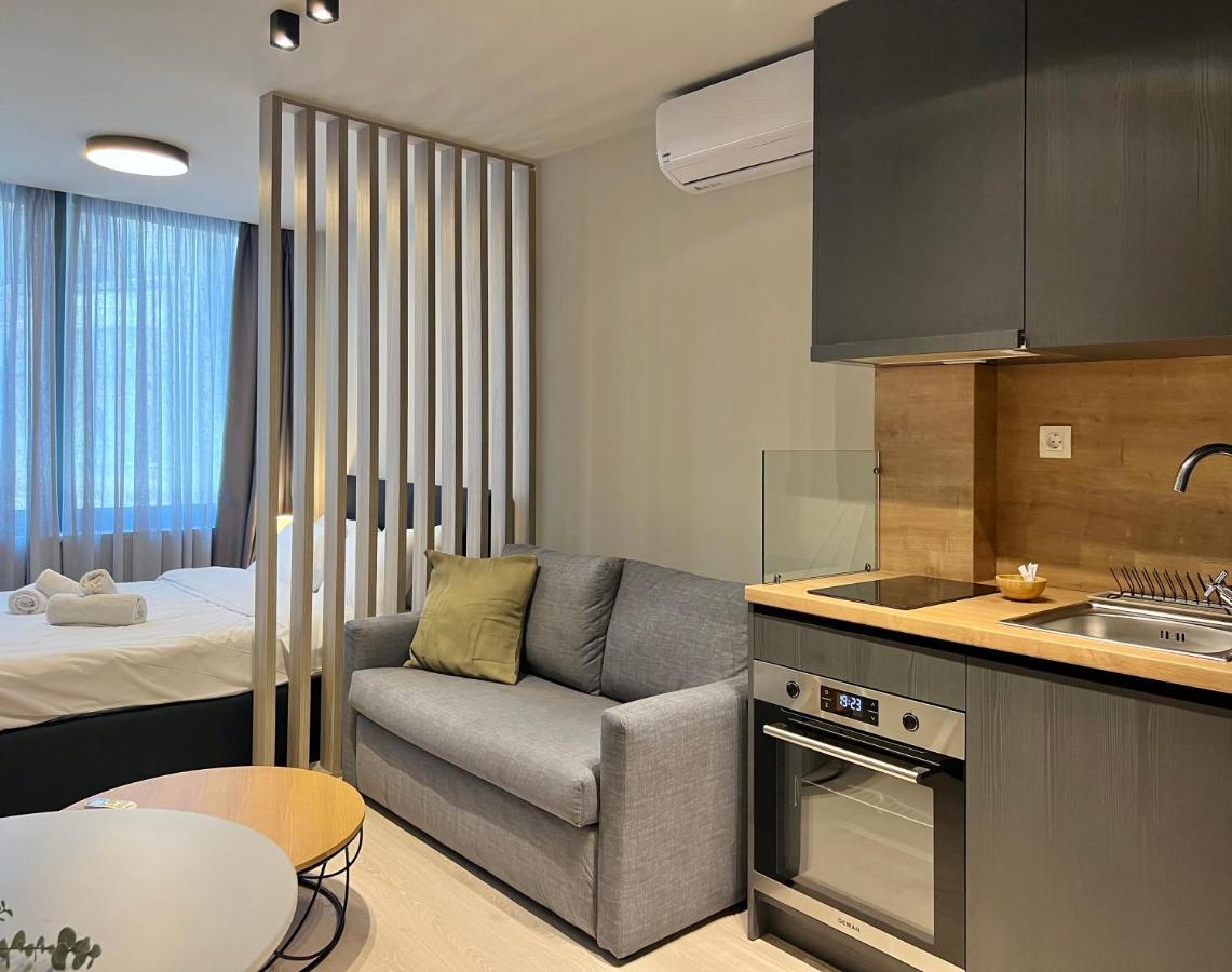 Aura Suite V6 By Halu! เทสซาโลนิกิ ภายนอก รูปภาพ
