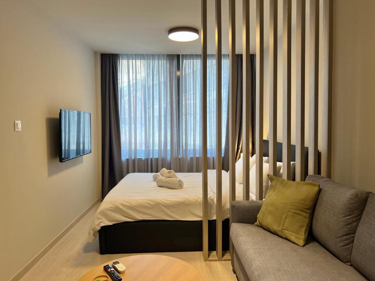Aura Suite V6 By Halu! เทสซาโลนิกิ ภายนอก รูปภาพ